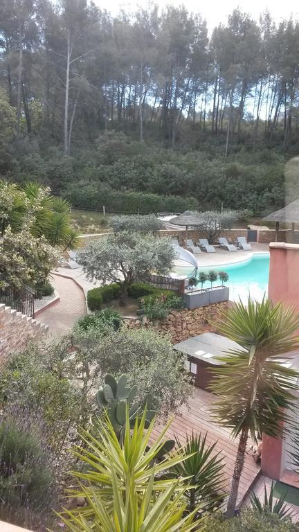 La Maison Du Castellet Le Castellet  Bagian luar foto